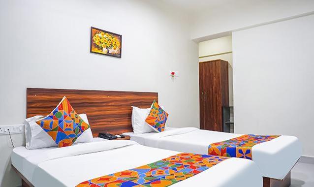 Hotel Dhd Deluxe - New Delhi Railway Station 외부 사진